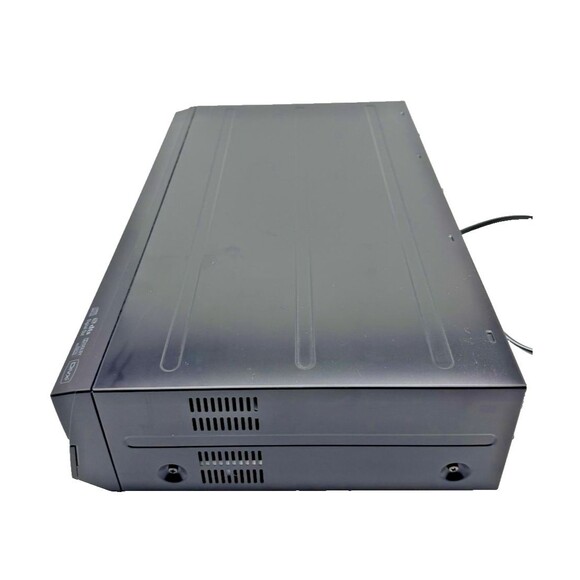 Toshiba DVR620KU Dolby DTS HDMI Combo VHS Recorder DVD Player - No Remote - EUC - Picture 3 of 6